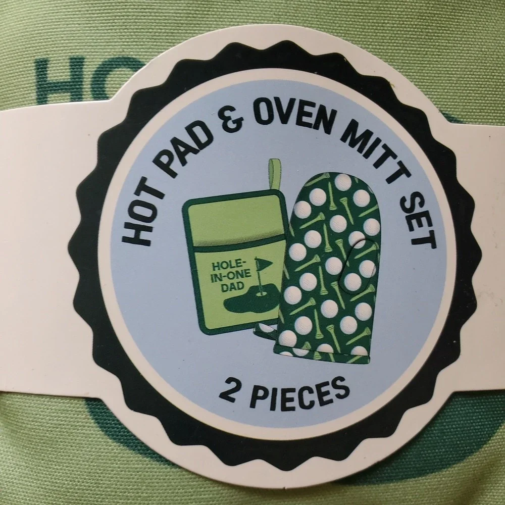 Hole in One Dad Hot Pad Oven Mitt Set 2 Pieces Golf Theme Green